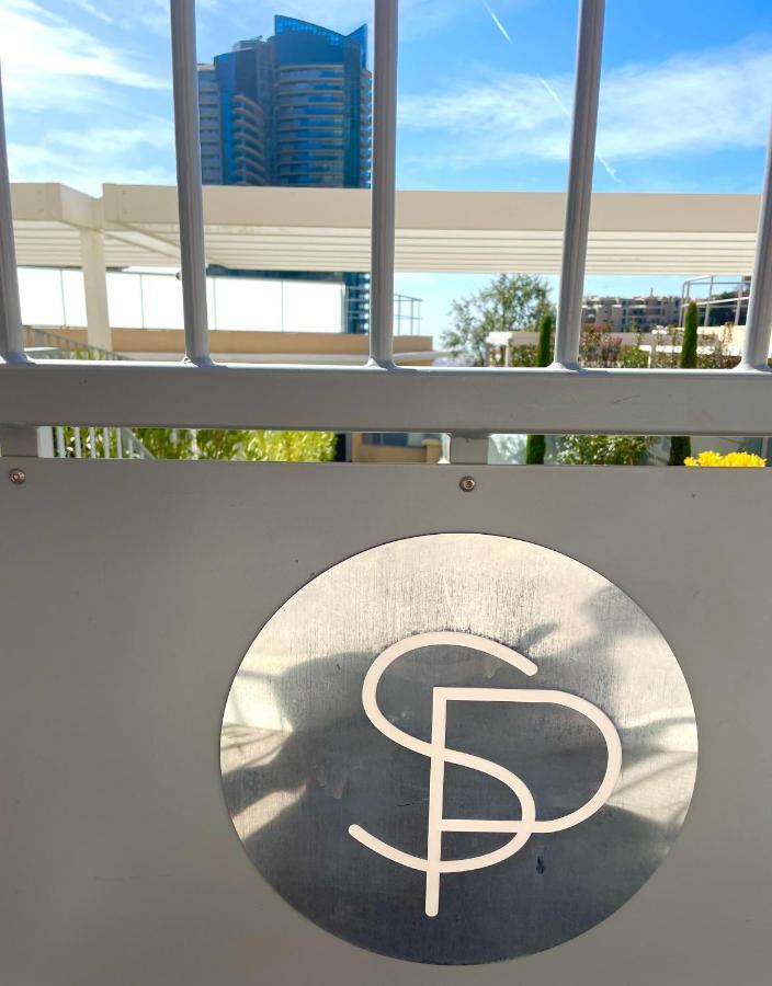 Luxueux Studio Neuf - Frontiere Monaco - Piscine - Parking Prive エクステリア 写真